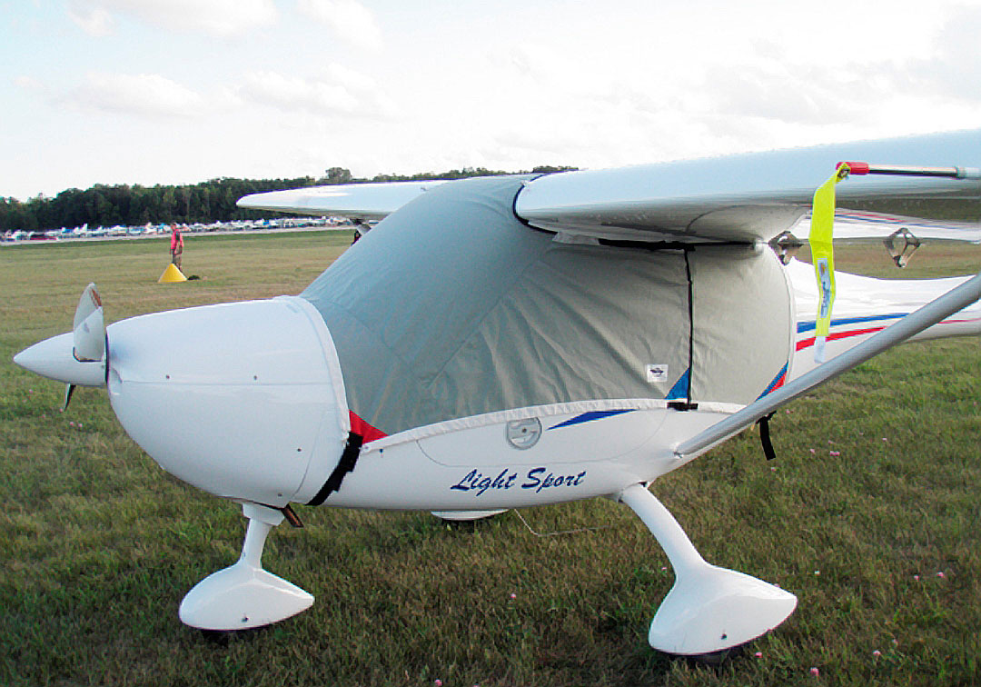 Remos G3 Travel Weight Canopy Cover, fwd view