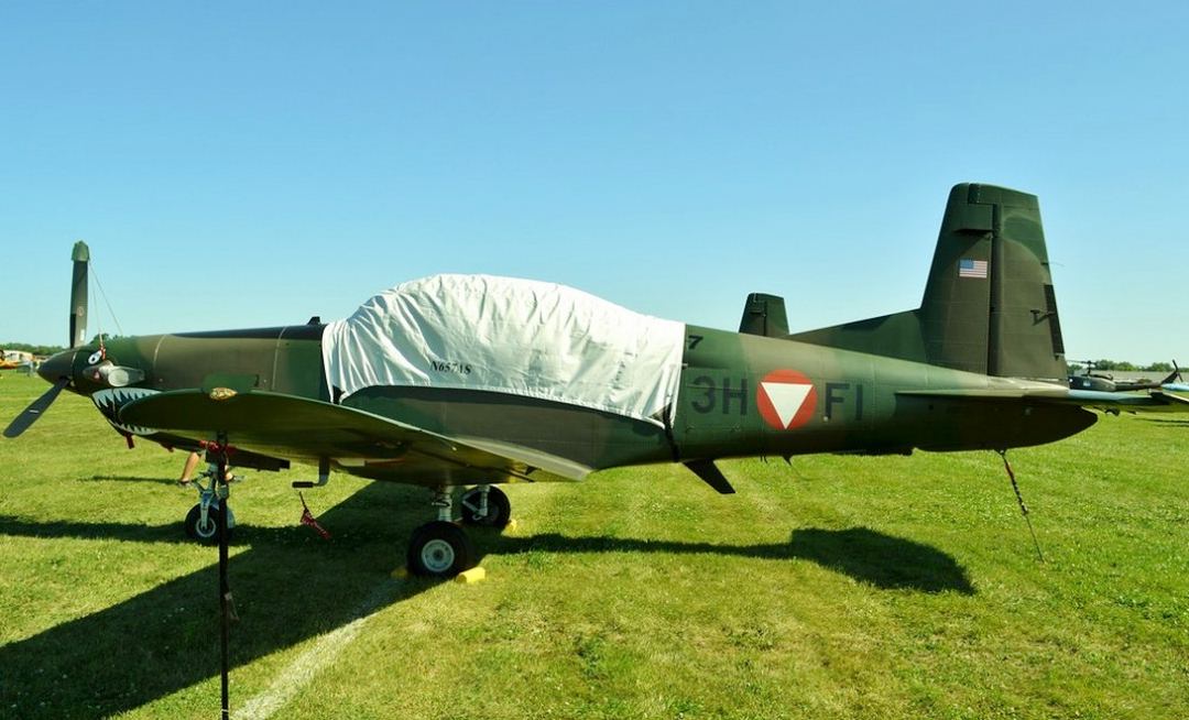 Pilatus PC-7 Travel Weight Canopy Cover