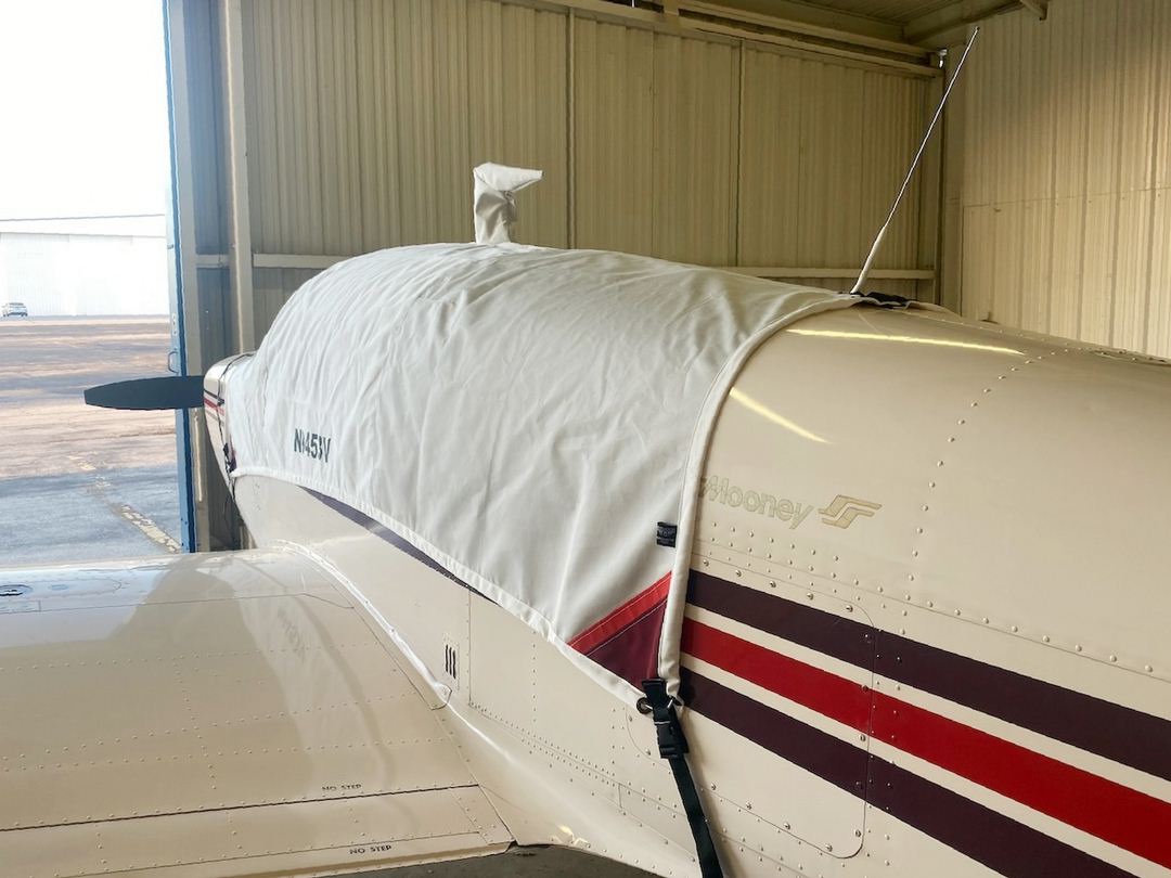 Mooney M20G canopy cover with forward extension