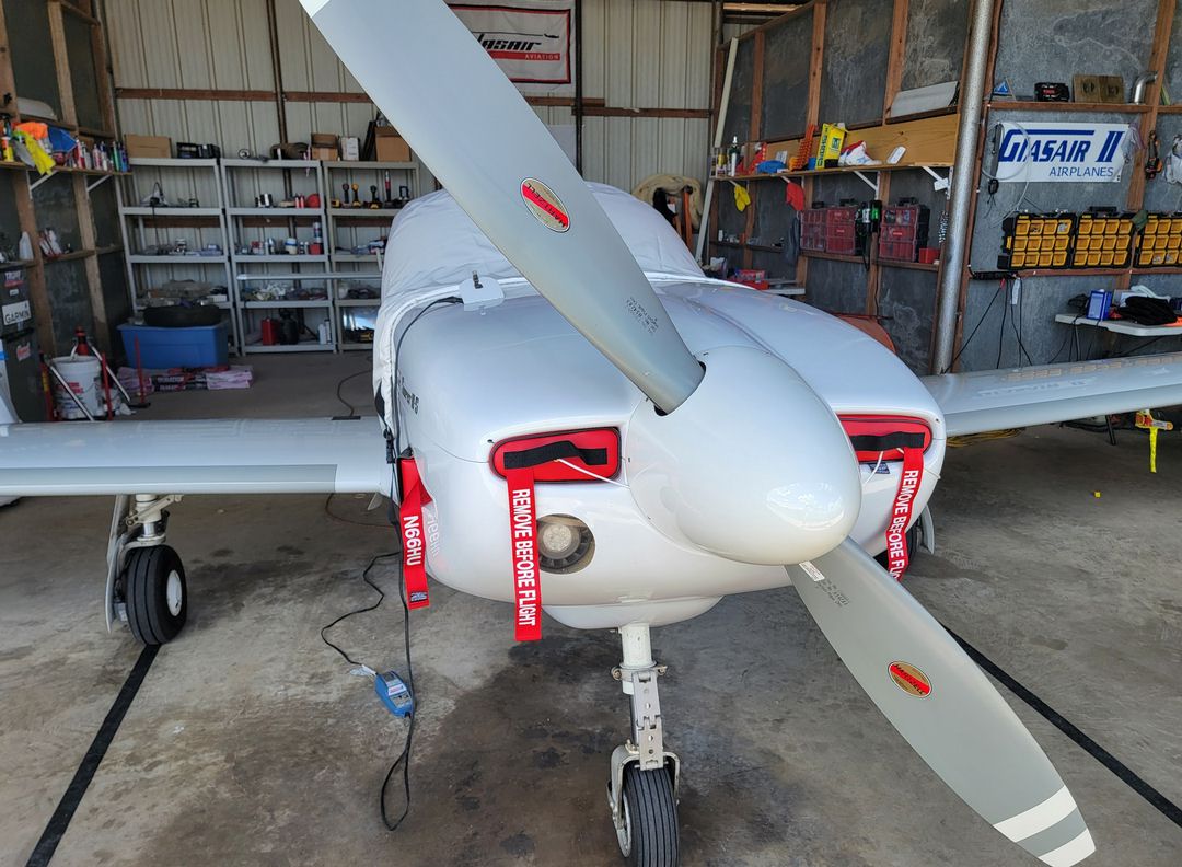 GLASAIR S2-RG Canopy Cover, Engine Plugs